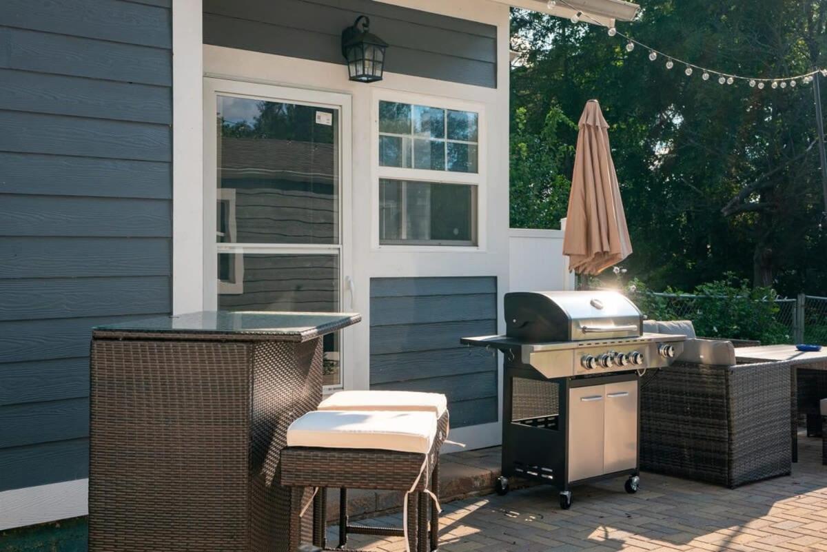 The Lucky Charm Home Of The Fighting Irish! Bbq Outdoor Games Coffee South Bend Exteriör bild